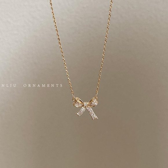 New 18k gold bow Pendant necklace - Picture 4 of 4